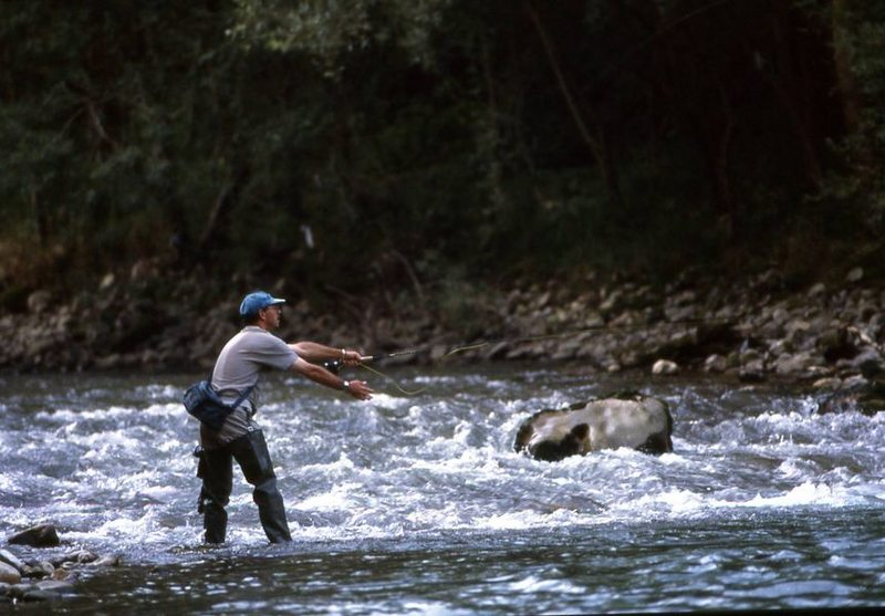 Pêche dans la rivière Guiers