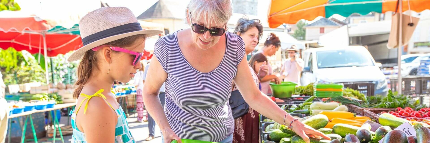 marché-pont-de-beauvoisin-©Scalpfoto-14_1800x600_acf_cropped