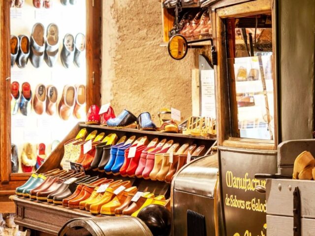 Visite aux musées en famille en Isère dans les Vals du Dauphiné
