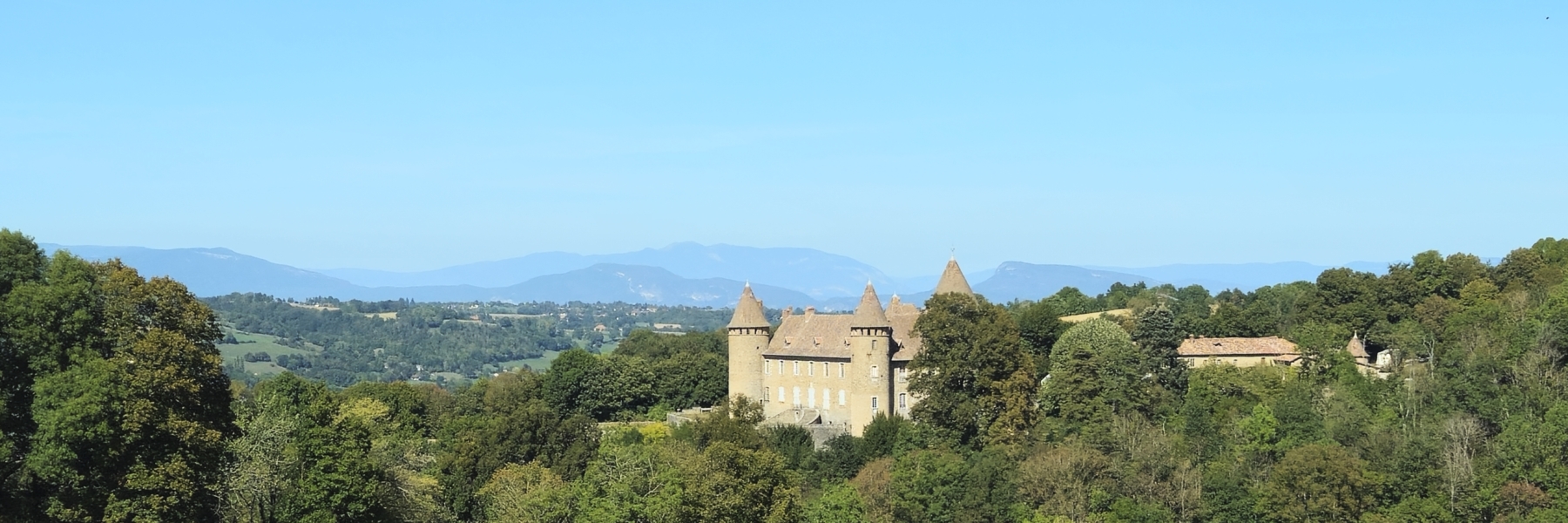 Chateau-de-Virieu-2_1800x600_acf_cropped